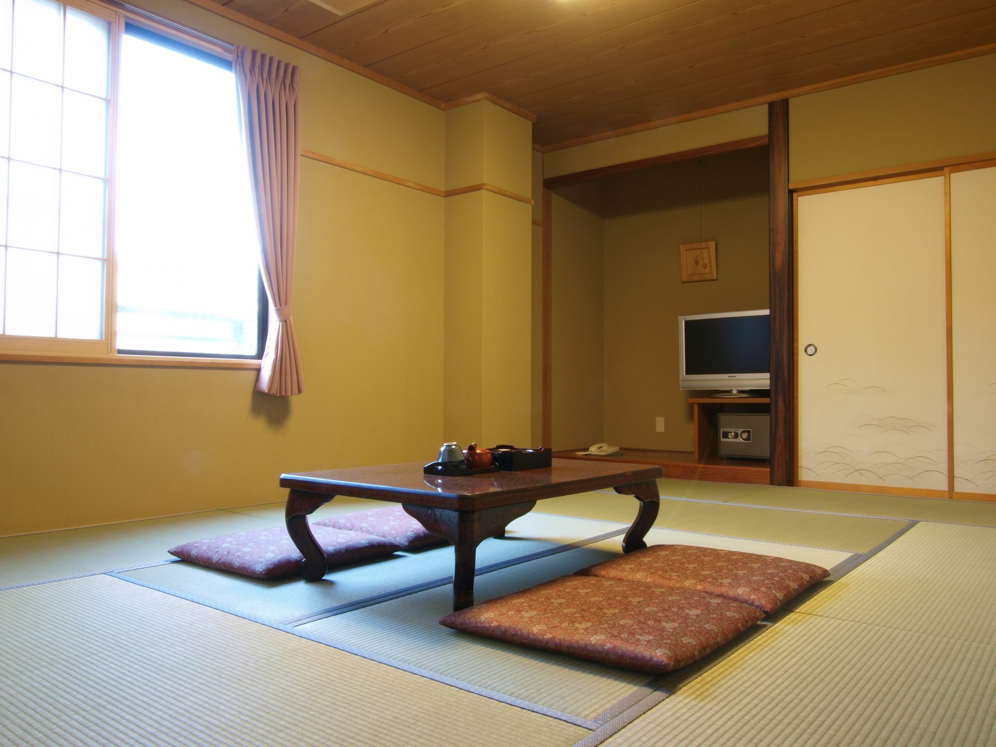 Hakuba Hotel Hana-No-Sato Экстерьер фото